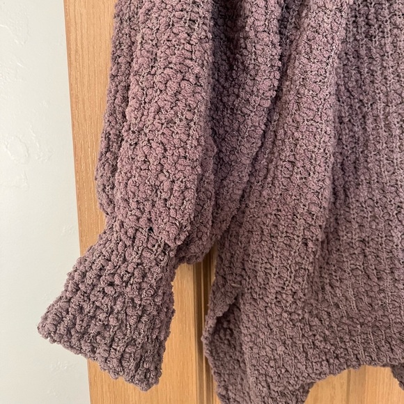 Bobeau light brown textured crew neck sweater - Picture 2 of 6